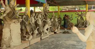 দুর্গাপূজা ঘিরে উৎসবের আমেজ বগুড়ায়; প্রস্তুত নিরাপত্তা ব্যবস্থা